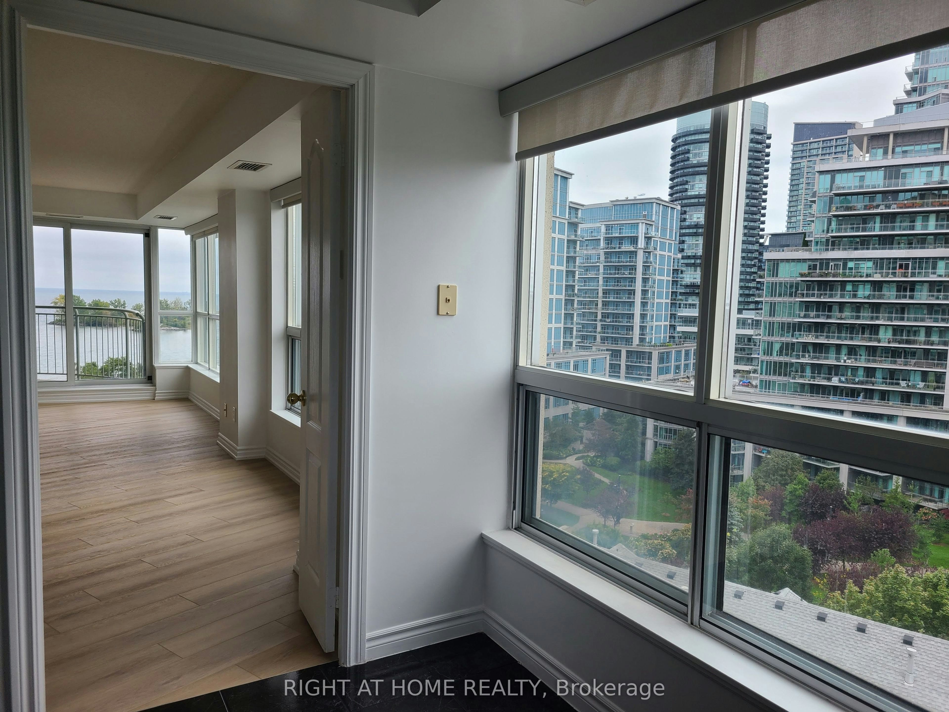 1008-2111 Lake Shore Boulevard W, Toronto, ON, M8V 4B2 - 20