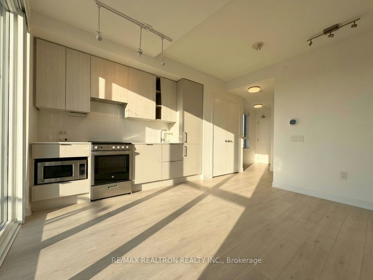 1411-3900 Confederation Parkway, Mississauga, ON, L5B 0M3 - 5