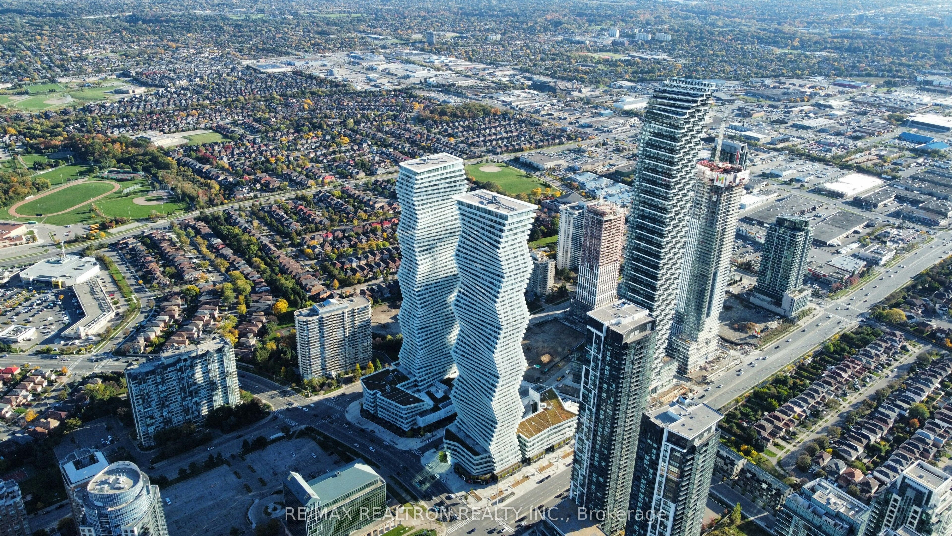 1411-3900 Confederation Parkway, Mississauga, ON, L5B 0M3 - 25