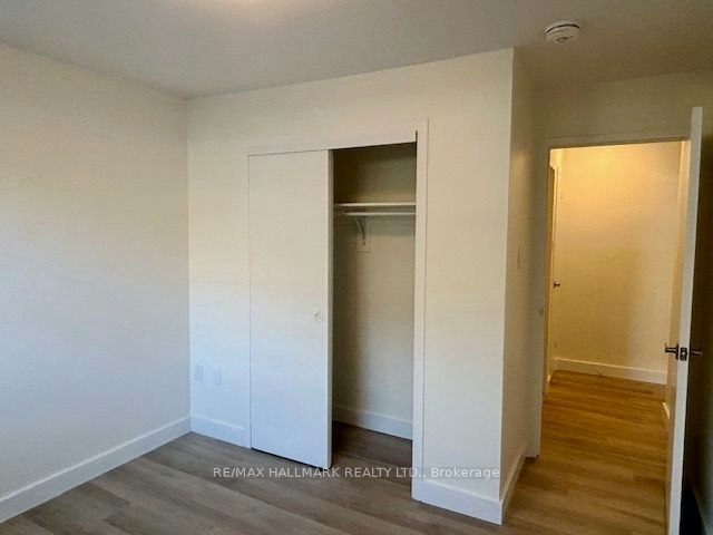2-109-515 North Service Road, Mississauga, ON, L5A 1B3 - 5