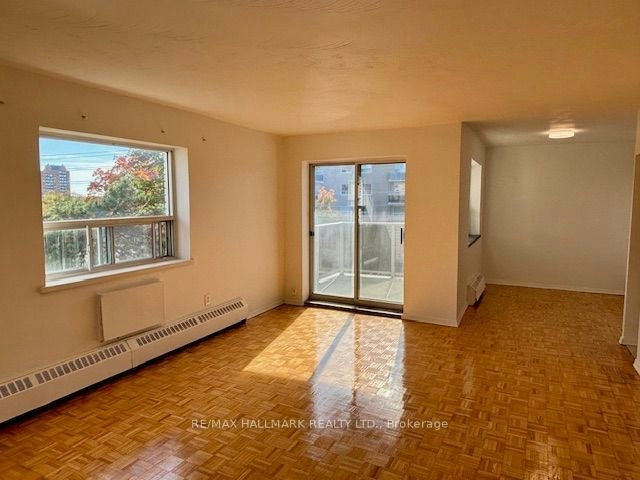 408-3151 Jaguar Valley Drive, Mississauga, ON, L5A 2H9 - 2