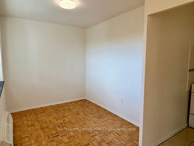 408-3151 Jaguar Valley Drive, Mississauga, ON, L5A 2H9 - 4