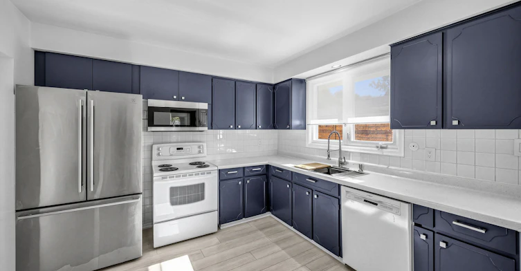65 Harrop Avenue, Toronto, ON, M9B 2H1 - 9