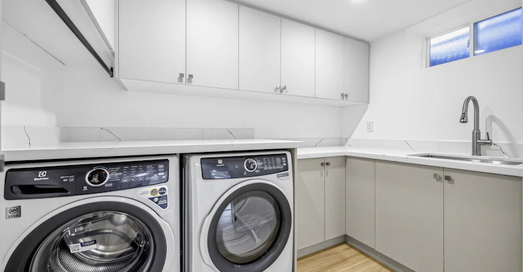 65 Harrop Avenue, Toronto, ON, M9B 2H1 - 21