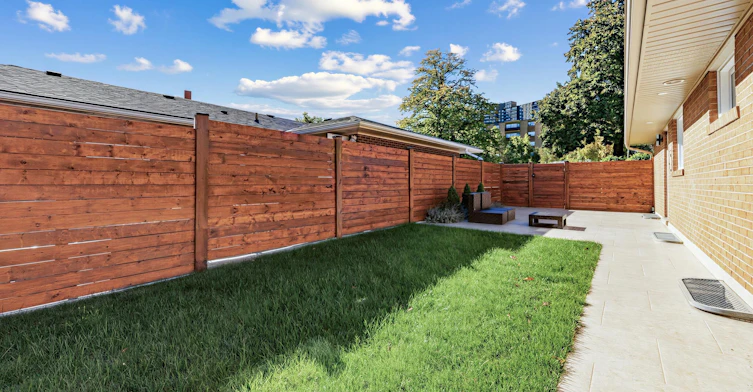 65 Harrop Avenue, Toronto, ON, M9B 2H1 - 22