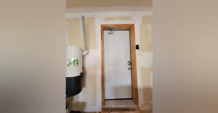 1466 Farmstead Drive, Milton, ON, L9E 0B3 - 10