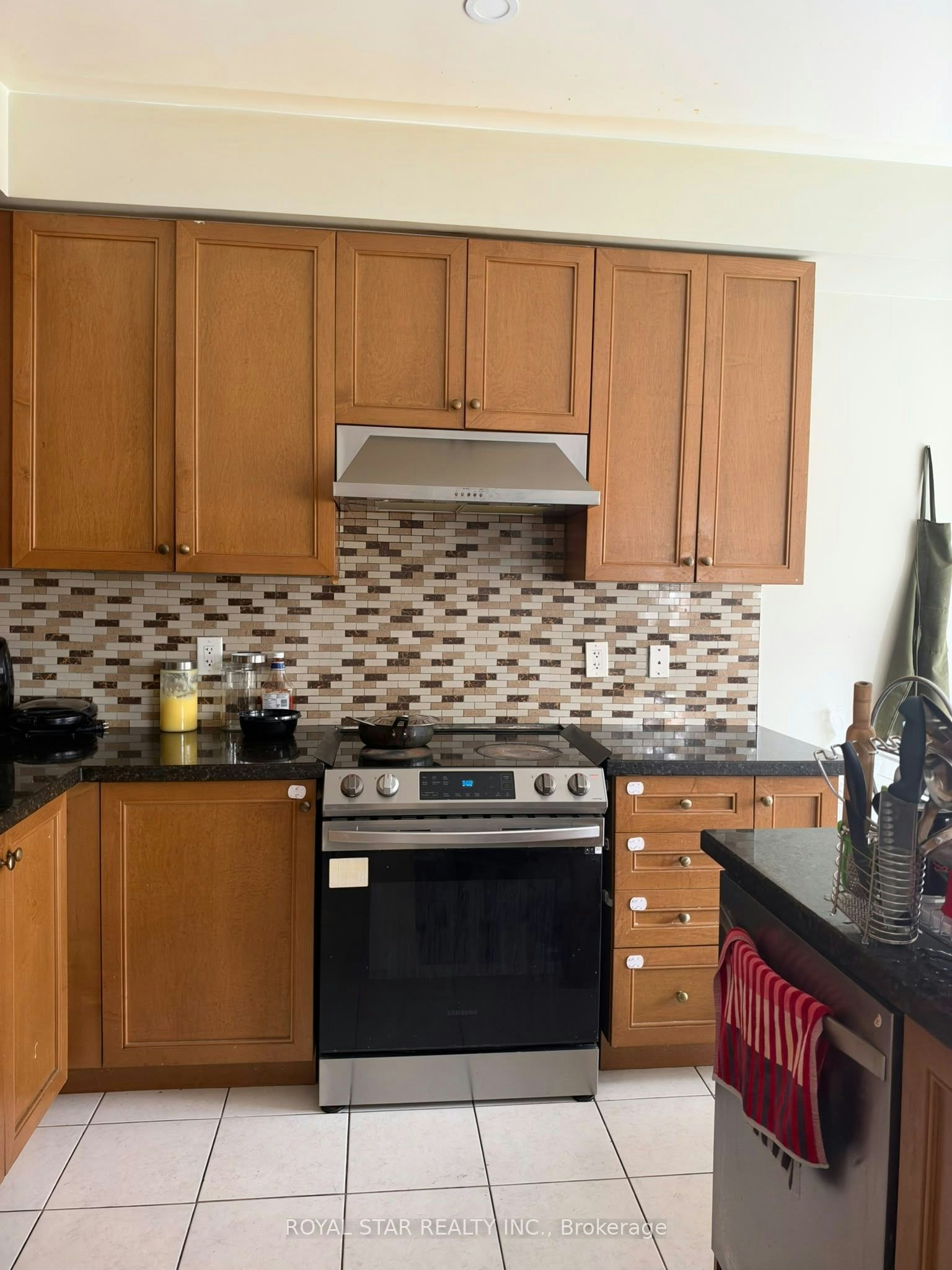 80 Summitgreen Crescent, Brampton, ON, L6R 0T6 - 2