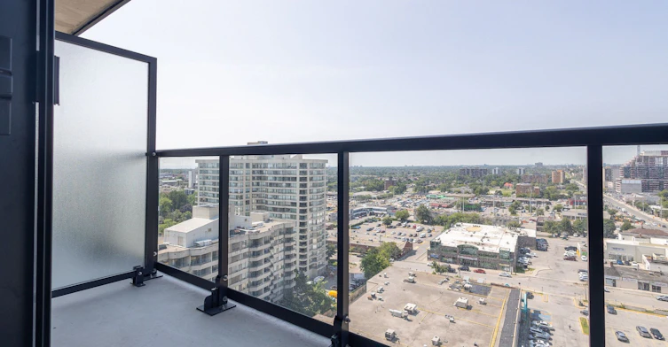 1517-86 Dundas Street E, Mississauga, ON, L5A 0B1 - 4
