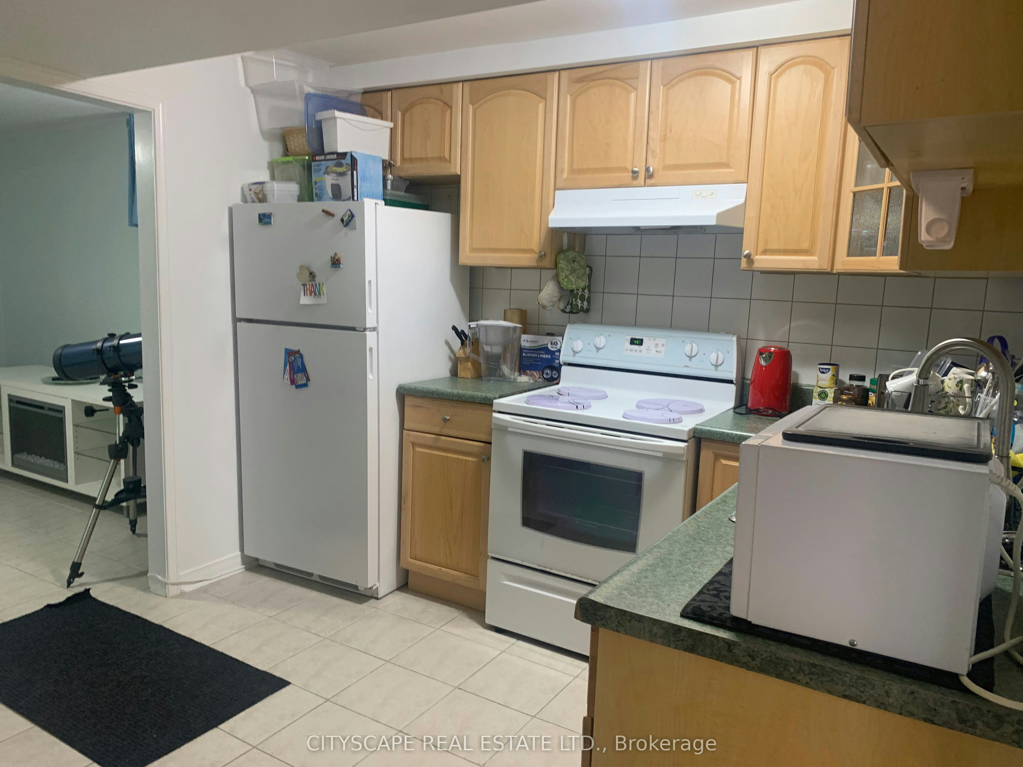 Bsmt-120 Hullmar Drive, Toronto, ON, M3N 2G2 - 4