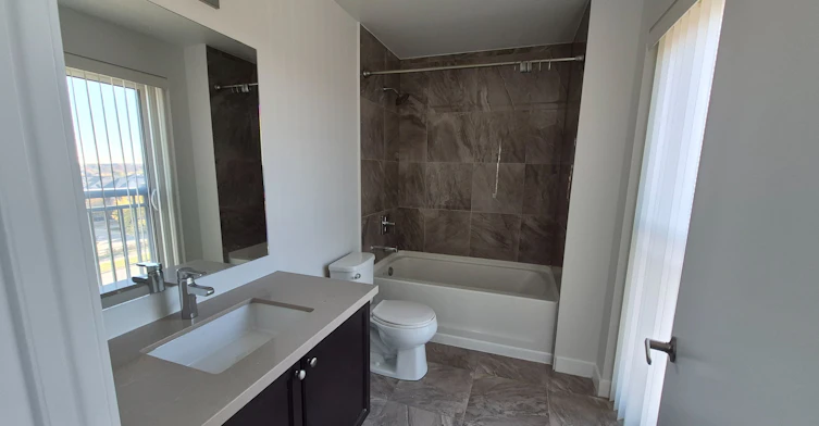 422-2490 Old Bronte Road, Oakville, ON, L6M 0Y5 - 8