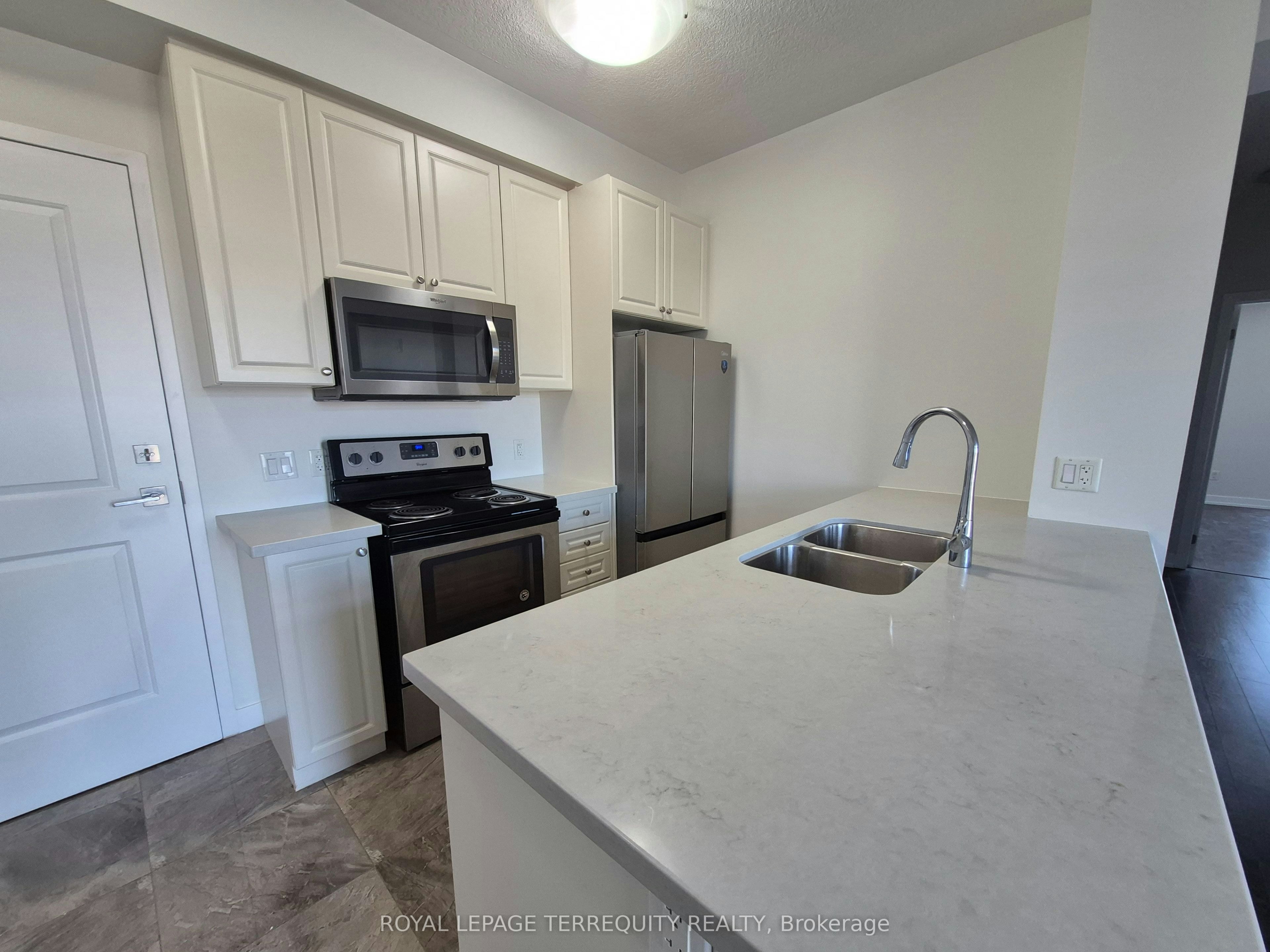 422-2490 Old Bronte Road, Oakville, ON, L6M 0Y5 - 3