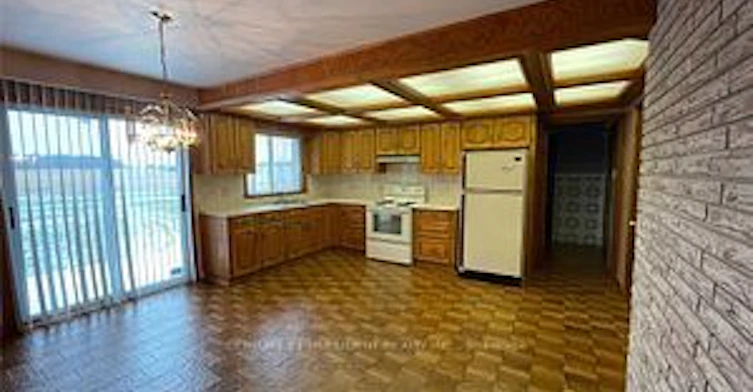 Upper Level-13820 Dixie Road W, Caledon, ON, L7C 2L9 - 2