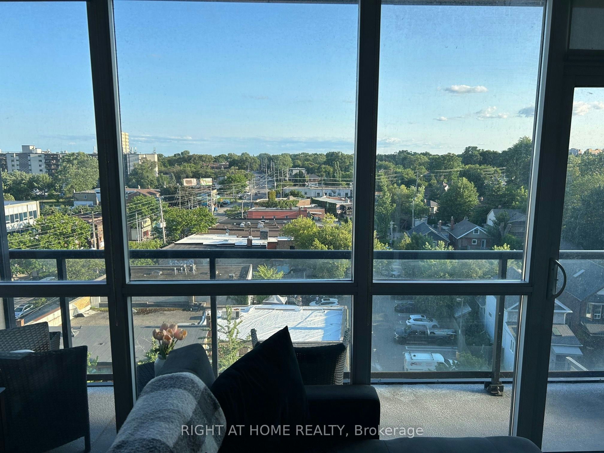 810-11 Superior Avenue, Toronto, ON, M8V 0A7 - 5