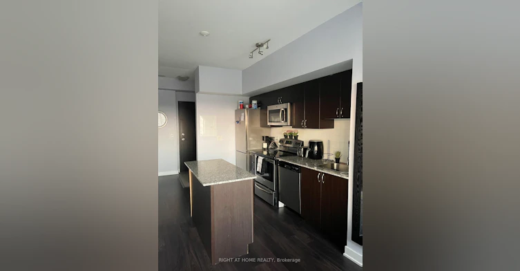 810-11 Superior Avenue, Toronto, ON, M8V 0A7 - 10