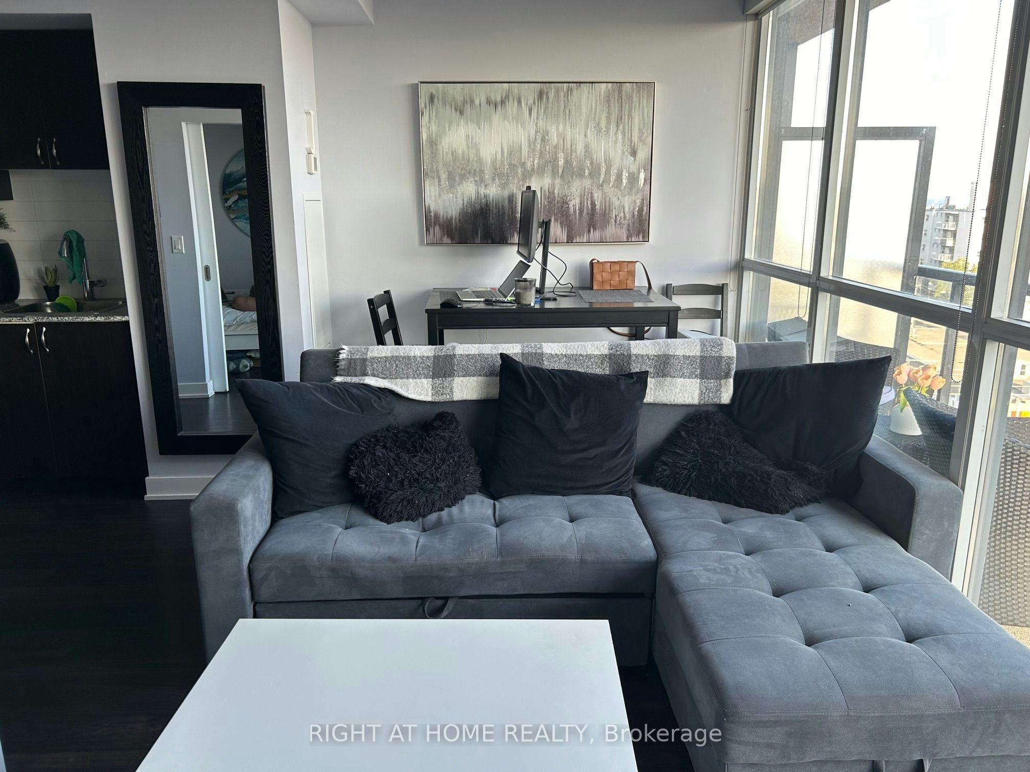 810-11 Superior Avenue, Toronto, ON, M8V 0A7 - 8
