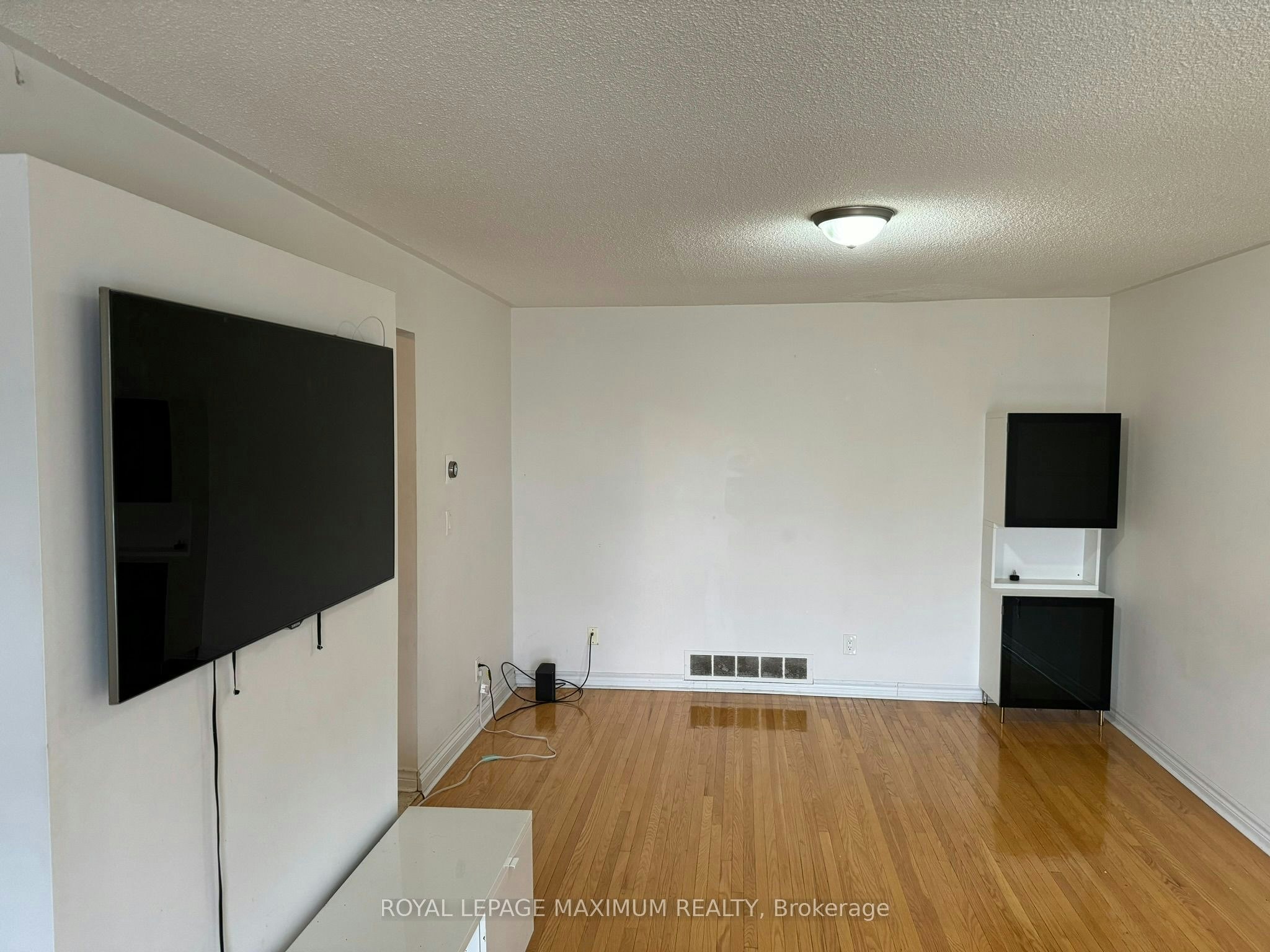 3407 Cedar Creek Drive, Mississauga, ON, L4Y 2Y2 - 9