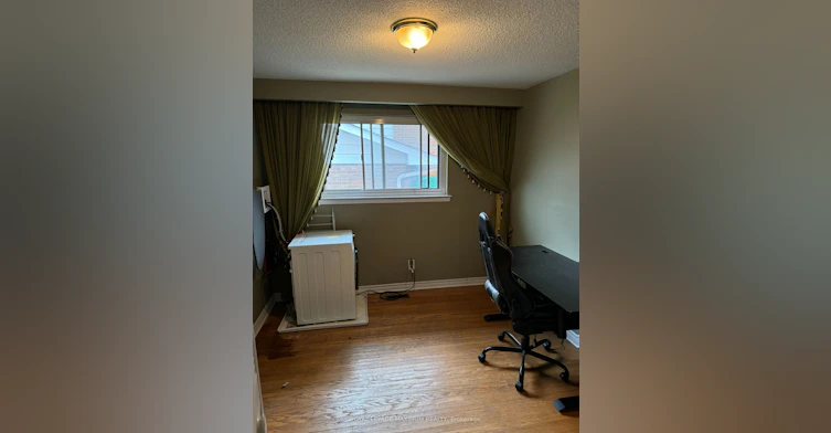 3407 Cedar Creek Drive, Mississauga, ON, L4Y 2Y2 - 10