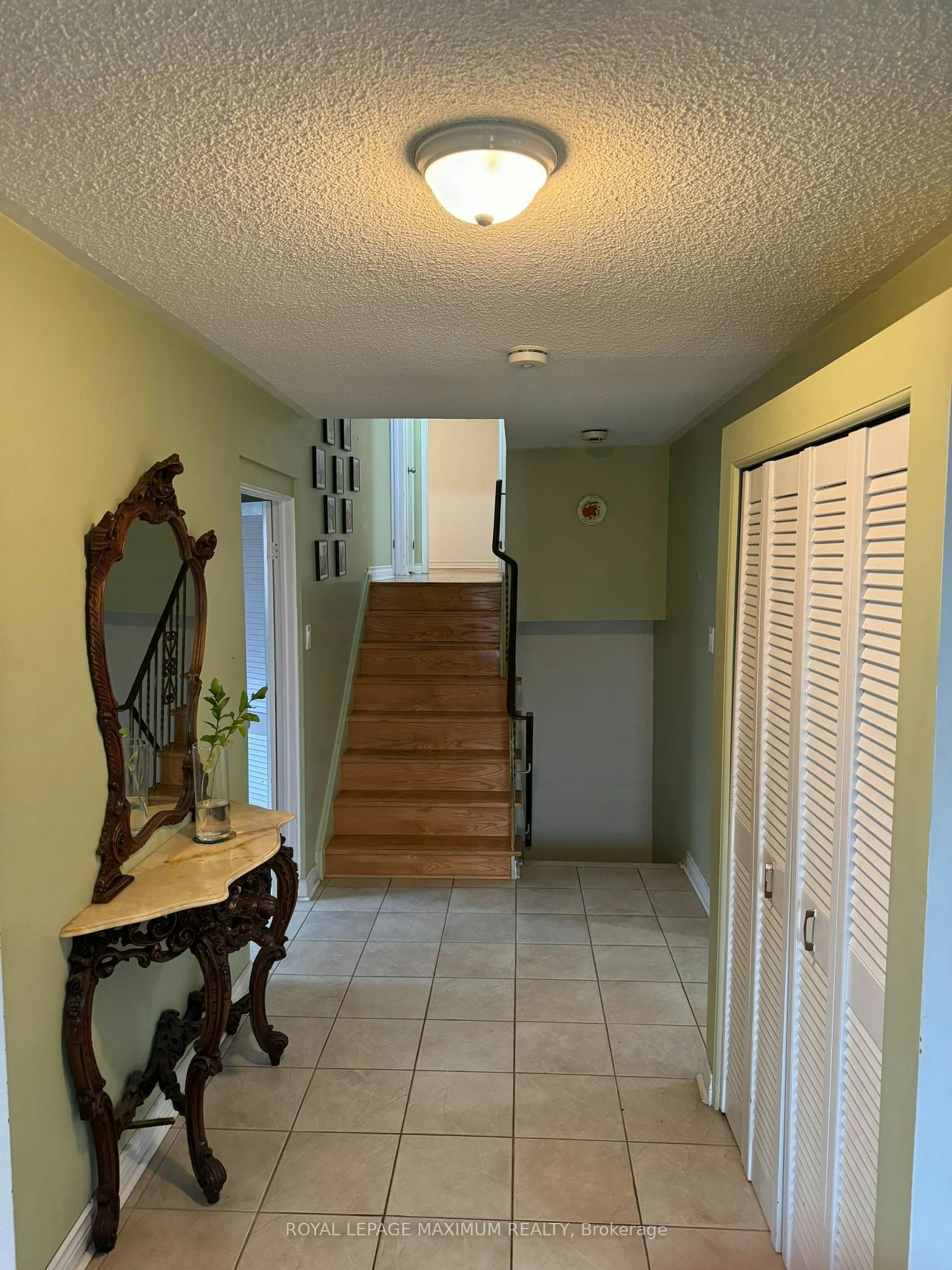 3407 Cedar Creek Drive, Mississauga, ON, L4Y 2Y2 - 2