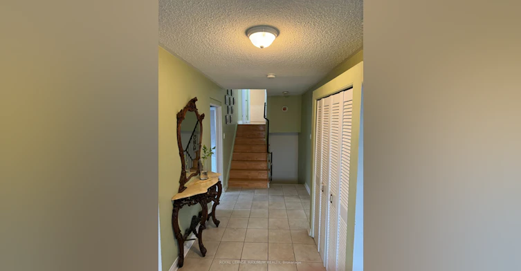 3407 Cedar Creek Drive, Mississauga, ON, L4Y 2Y2 - 2