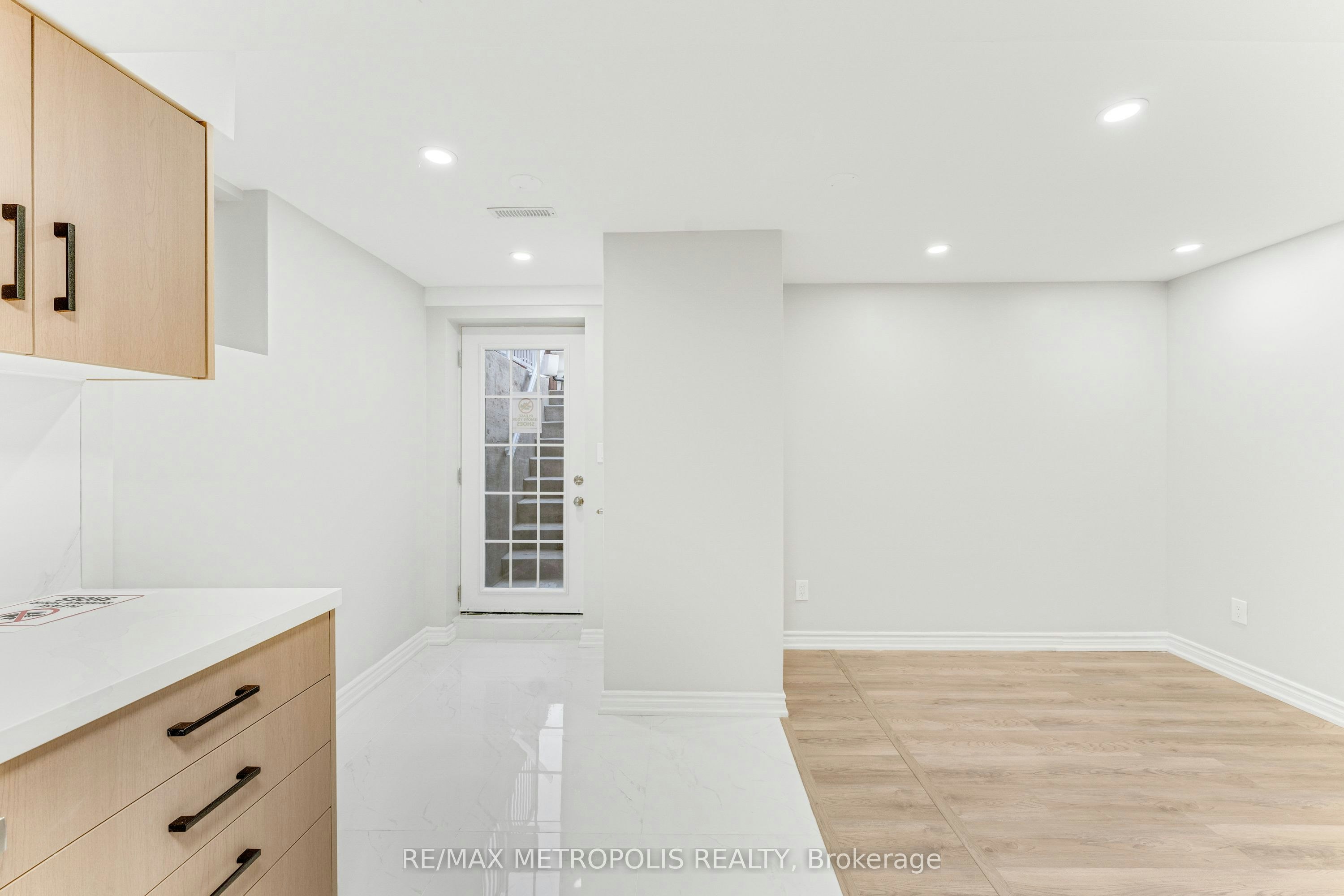 BSMT-5919 Osprey Boulevard, Mississauga, ON, L5N 8J7 - 8