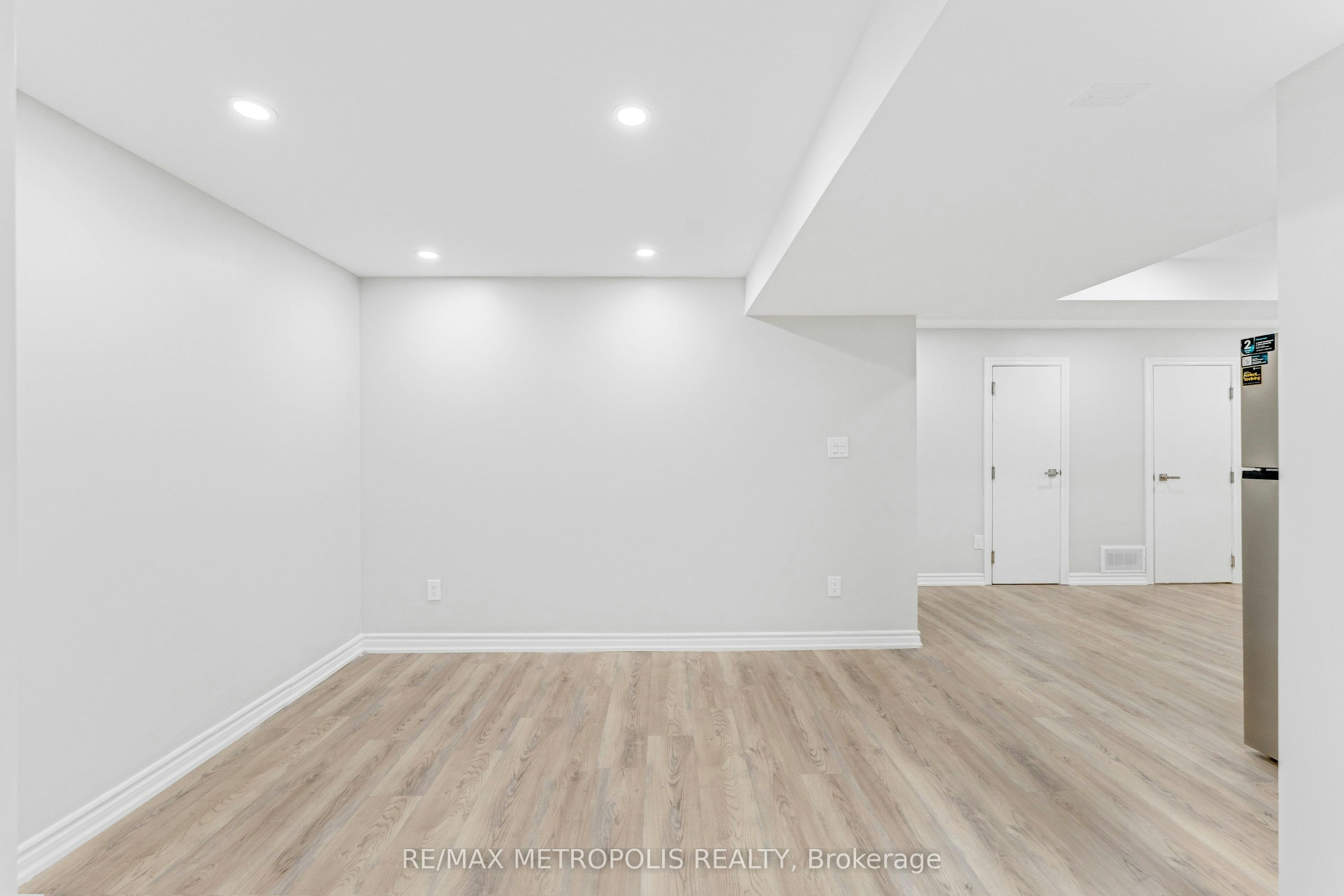 BSMT-5919 Osprey Boulevard, Mississauga, ON, L5N 8J7 - 9