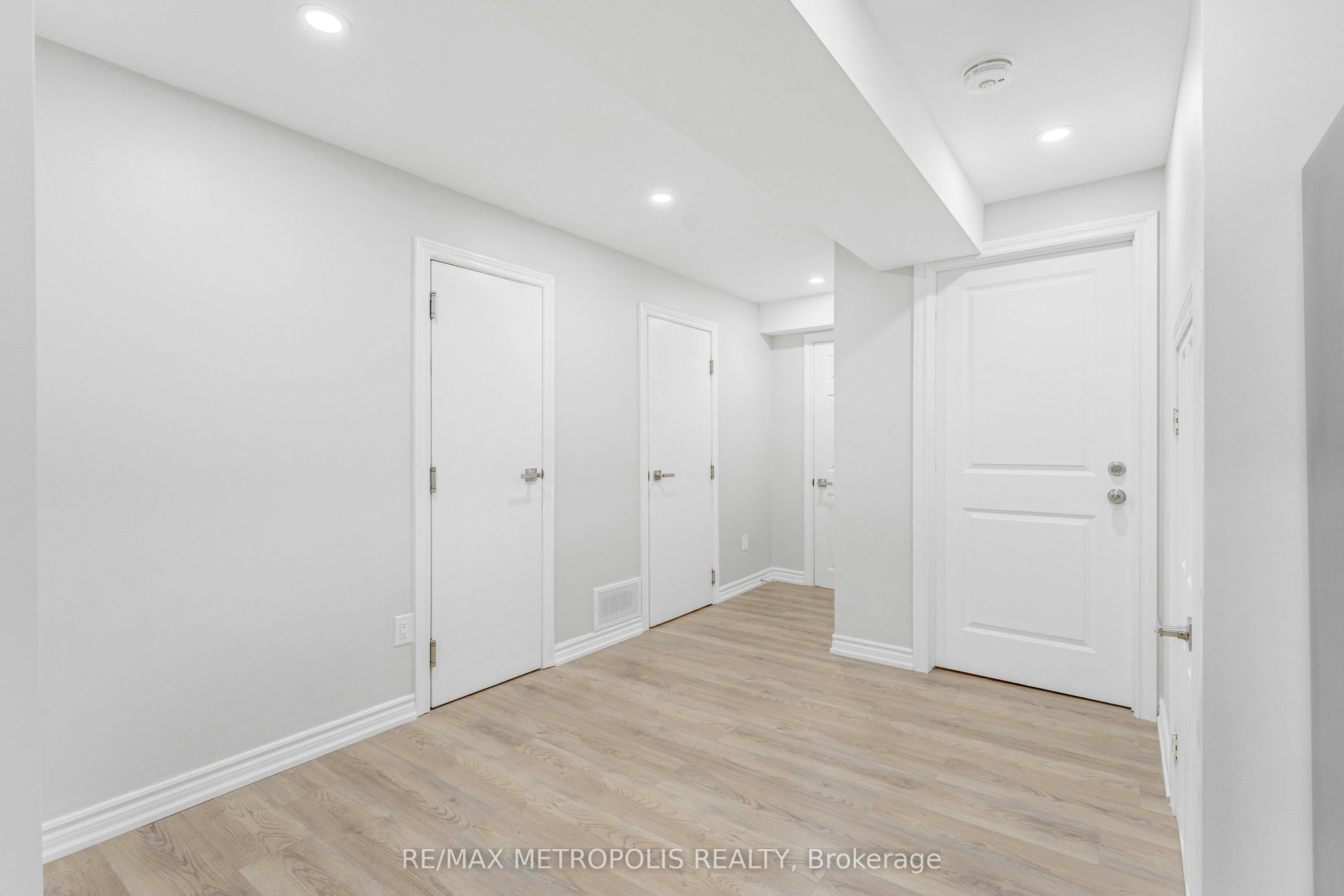 BSMT-5919 Osprey Boulevard, Mississauga, ON, L5N 8J7 - 12