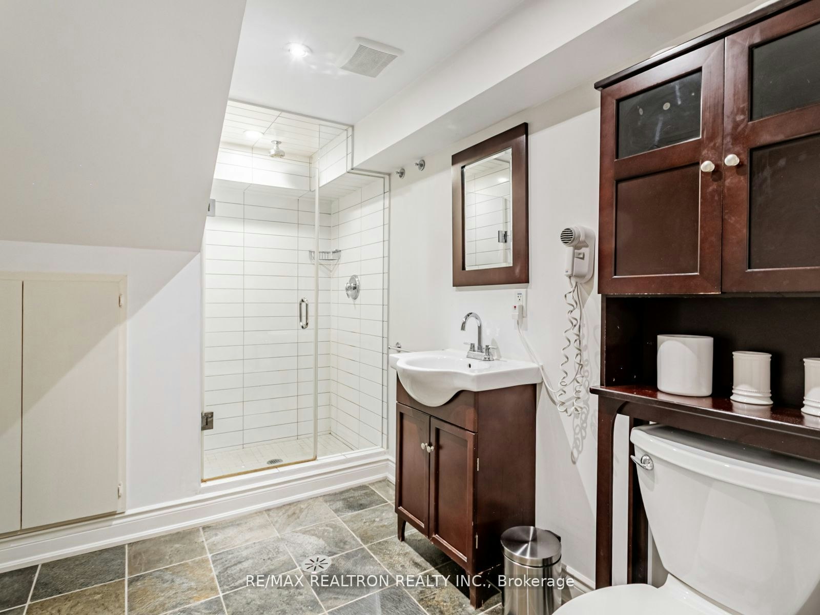 Basement-26 Charleston Road, Toronto, ON, M9B 4M7 - 8
