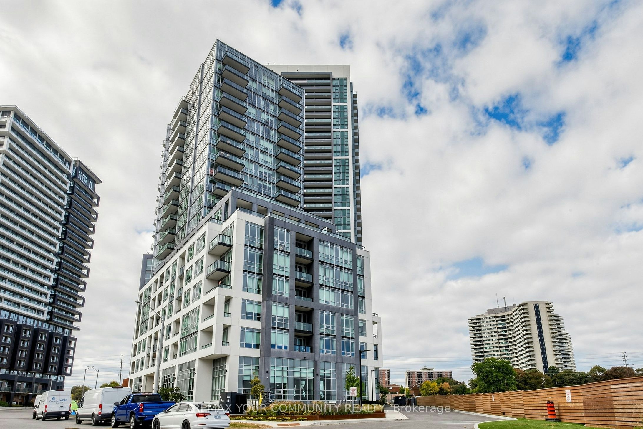 3604-209 Steeles Avenue W, Brampton, ON, L6Y 0B5