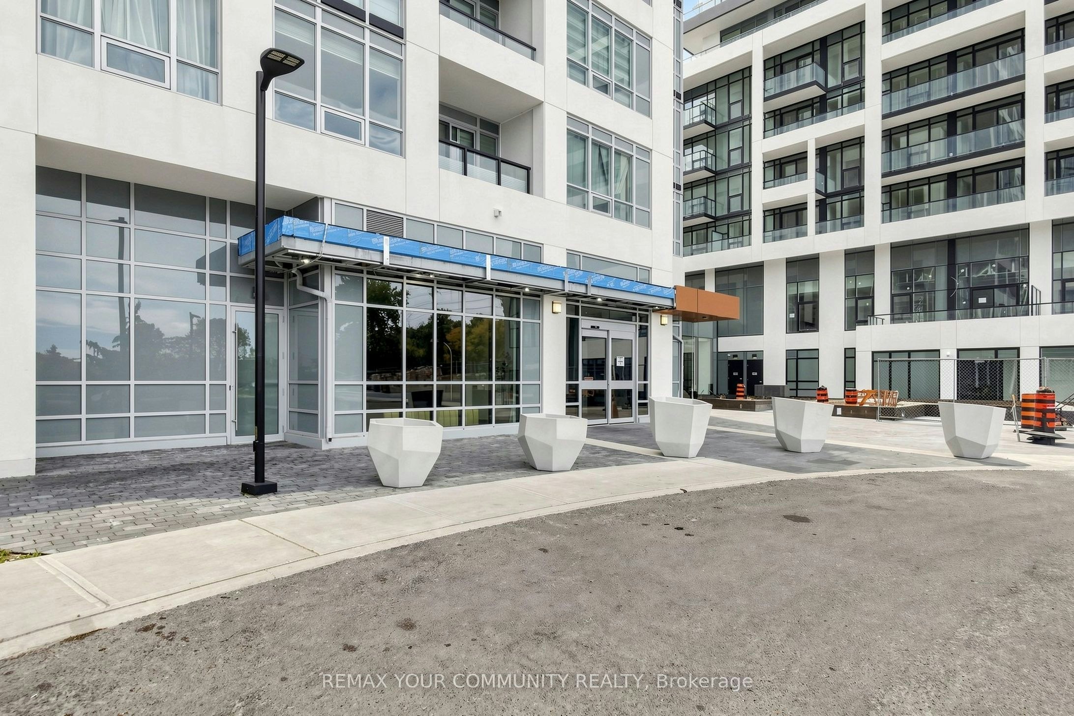 3604-209 Steeles Avenue W, Brampton, ON, L6Y 0B5 - 3