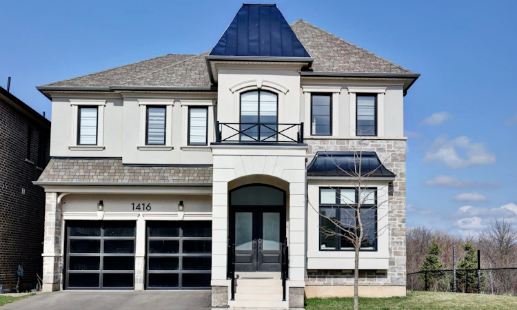 1416 Ford Strathy Crescent