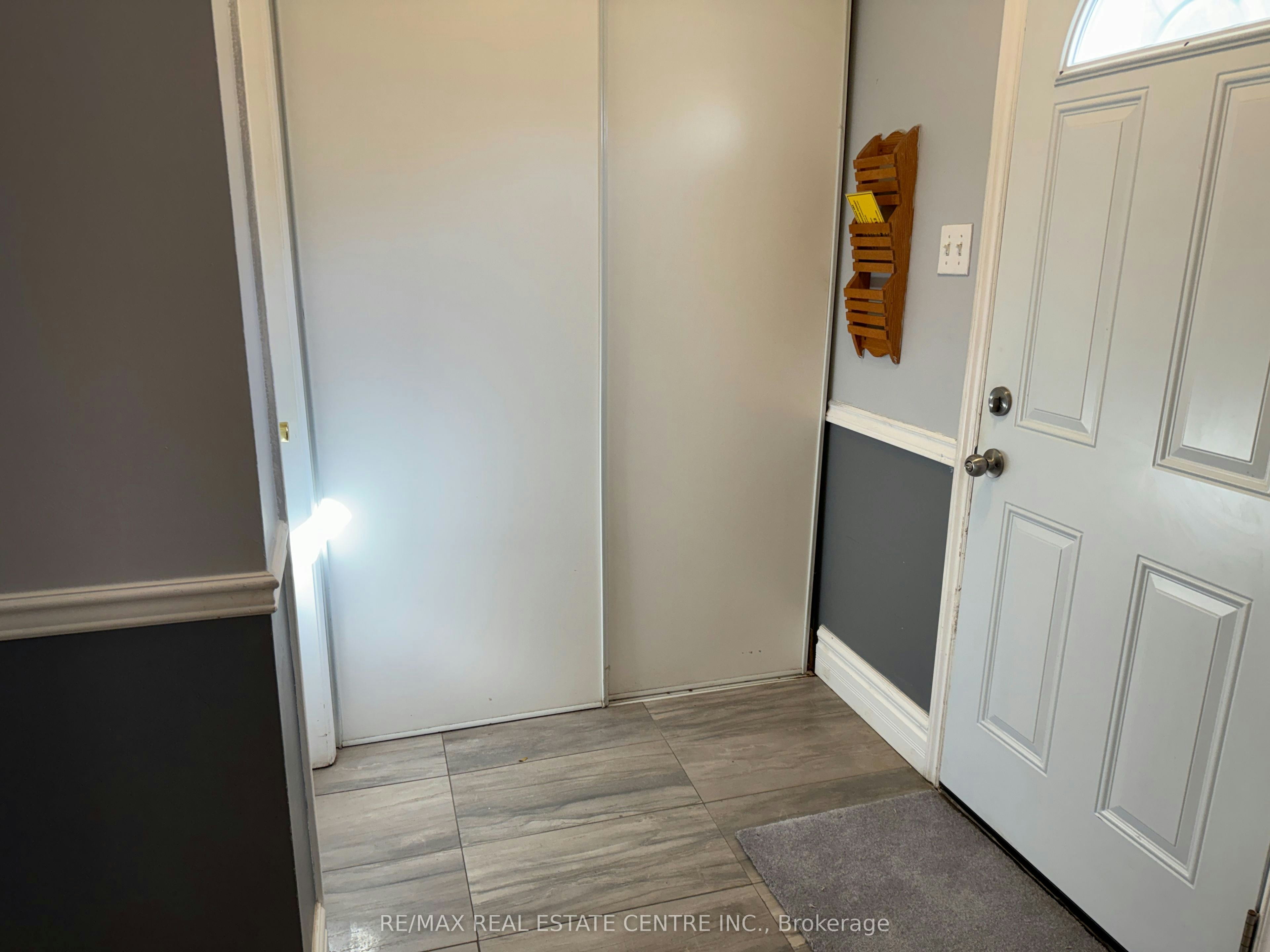 12-2825 Gananoque Drive, Mississauga, ON, L5N 1V6 - 12