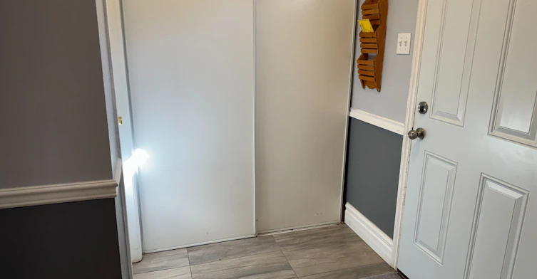 12-2825 Gananoque Drive, Mississauga, ON, L5N 1V6 - 12