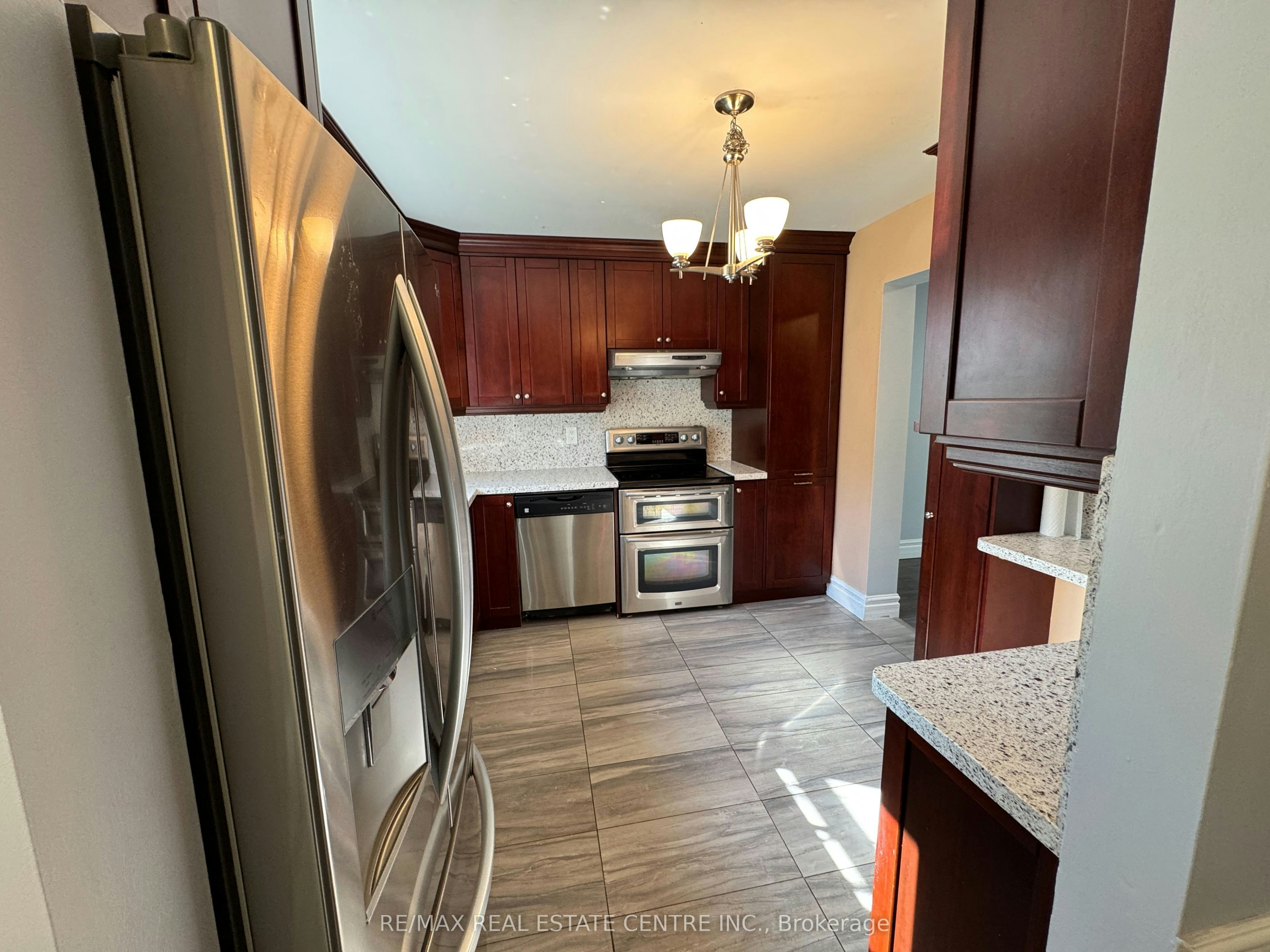 12-2825 Gananoque Drive, Mississauga, ON, L5N 1V6 - 13