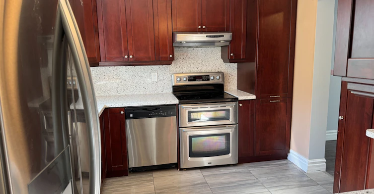 12-2825 Gananoque Drive, Mississauga, ON, L5N 1V6 - 14