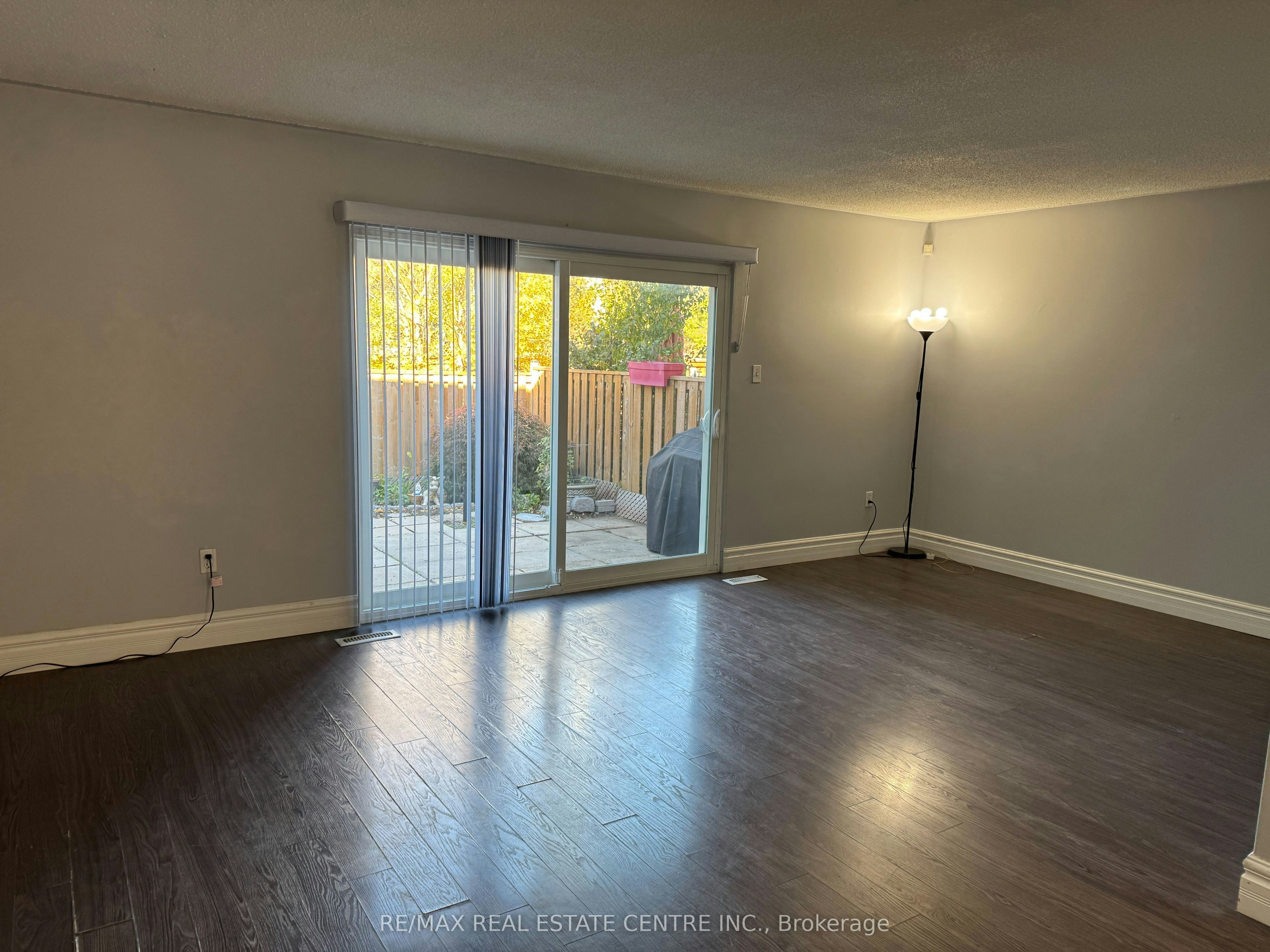 12-2825 Gananoque Drive, Mississauga, ON, L5N 1V6 - 8