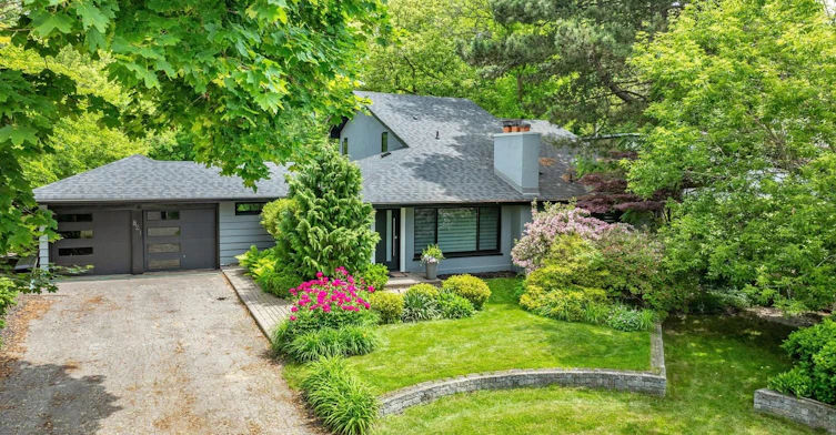821 Parkland Avenue, Mississauga, ON, L5H 3G6