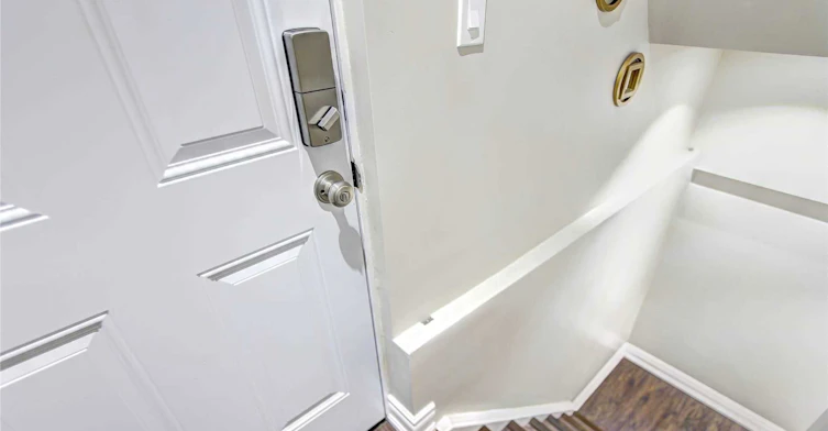 (Lower)-6393 Seaver Road, Mississauga, ON, L5V 2J2 - 19