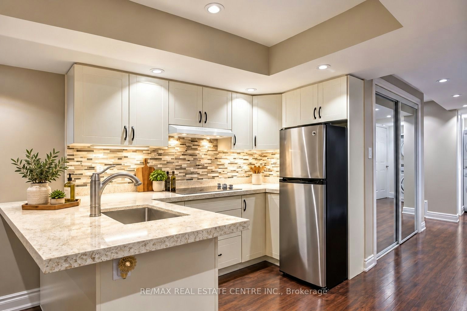 (Bsmt)-6393 Seaver Road, Mississauga, ON, L5V 2J2 - 2