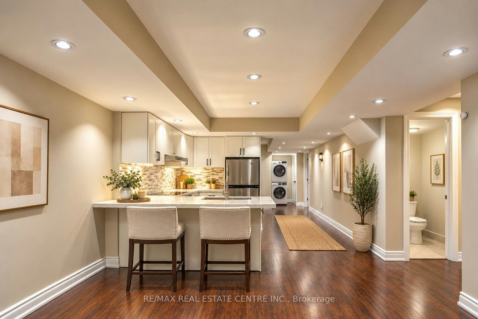 (Lower)-6393 Seaver Road, Mississauga, ON, L5V 2J2