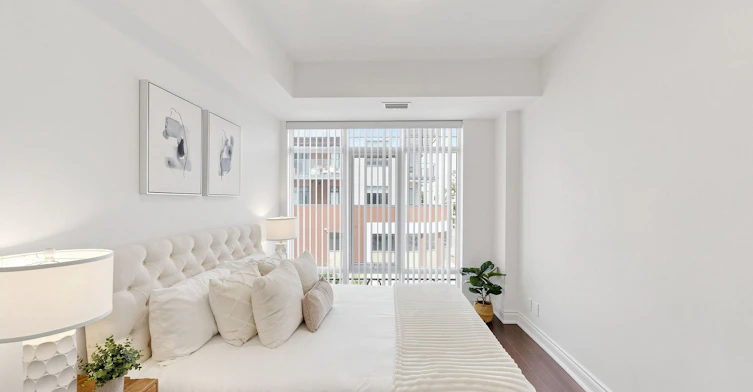 201-205 Lakeshore Road W, Oakville, ON, L6K 0H8 - 27