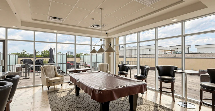 201-205 Lakeshore Road W, Oakville, ON, L6K 0H8 - 37