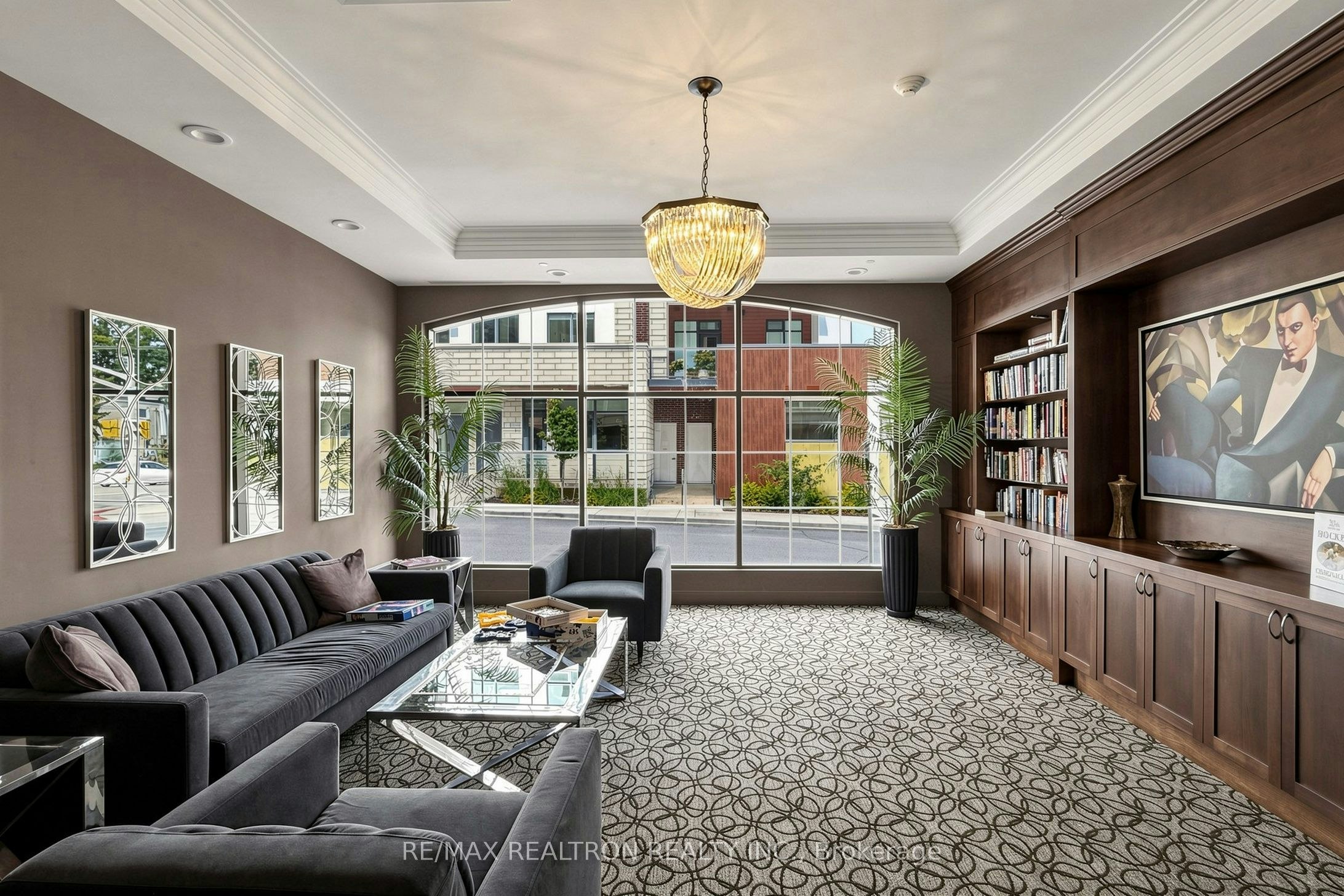201-205 Lakeshore Road W, Oakville, ON, L6K 0H8 - 40