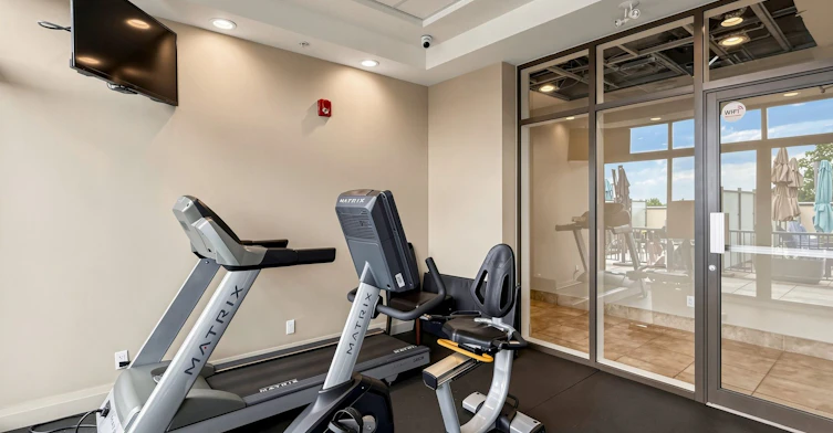 201-205 Lakeshore Road W, Oakville, ON, L6K 0H8 - 35
