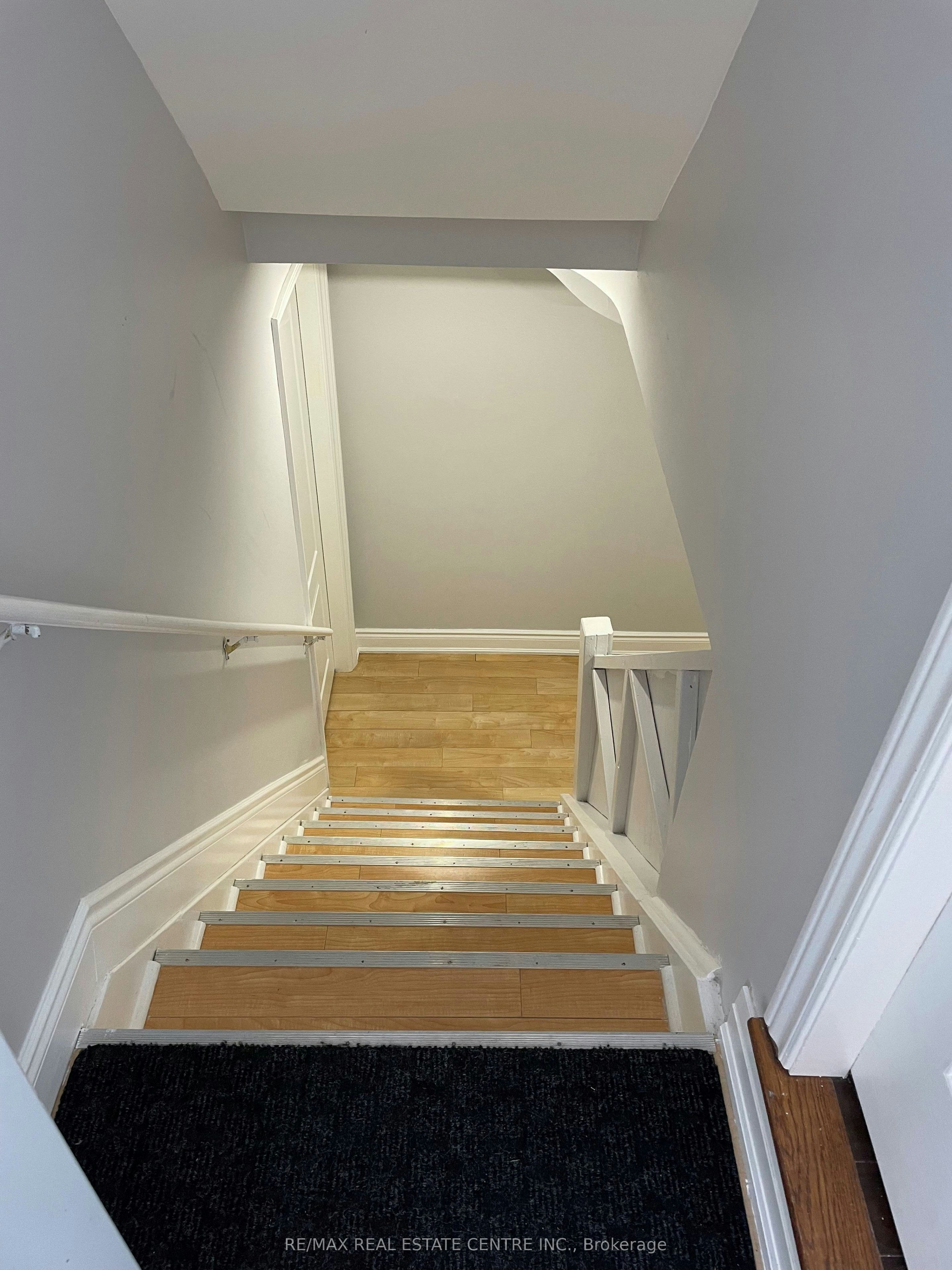 (Basement)-1474 Pate Court, Mississauga, ON, L5V 2Y8