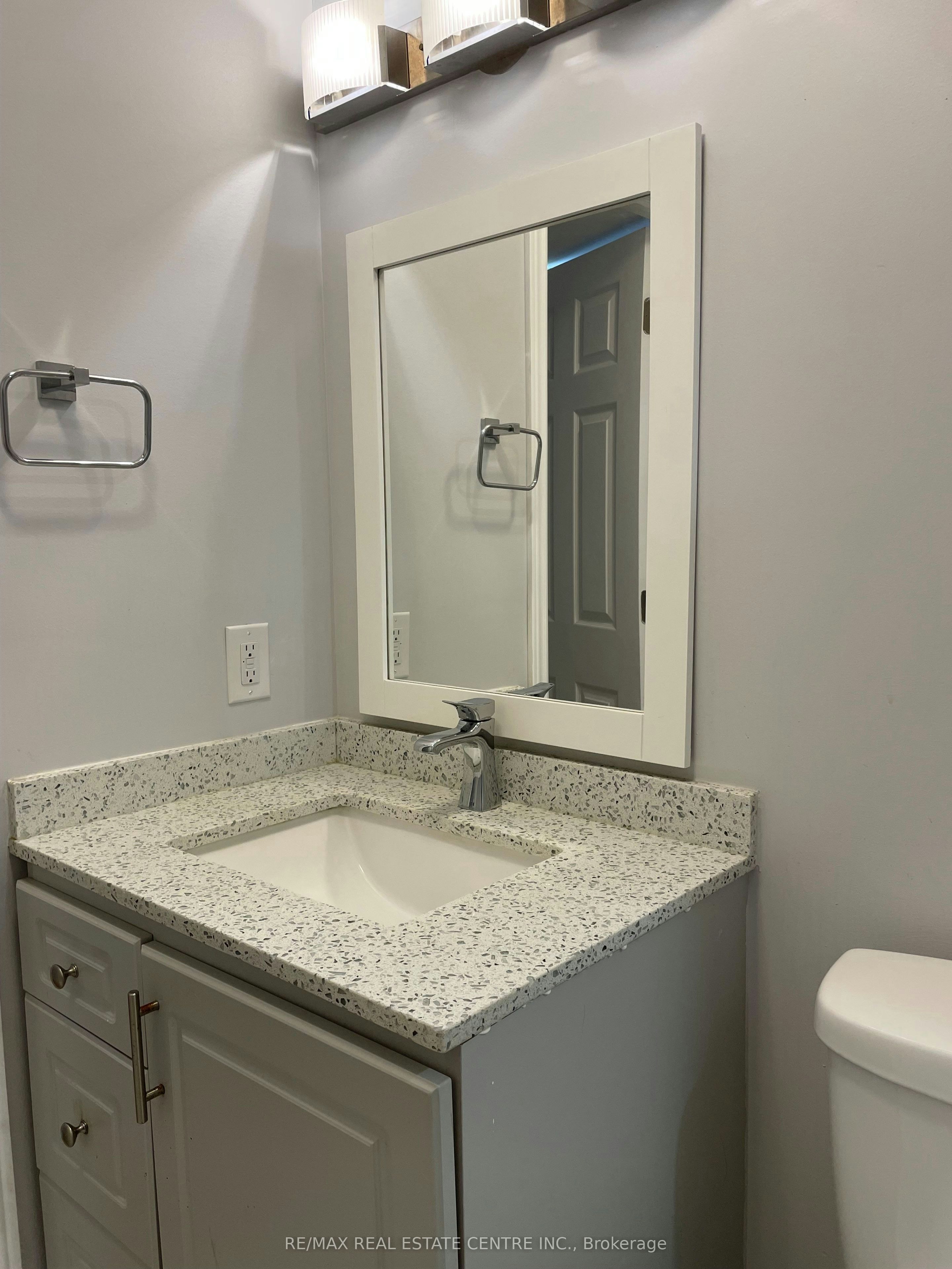 (Basement)-1474 Pate Court, Mississauga, ON, L5V 2Y8 - 9
