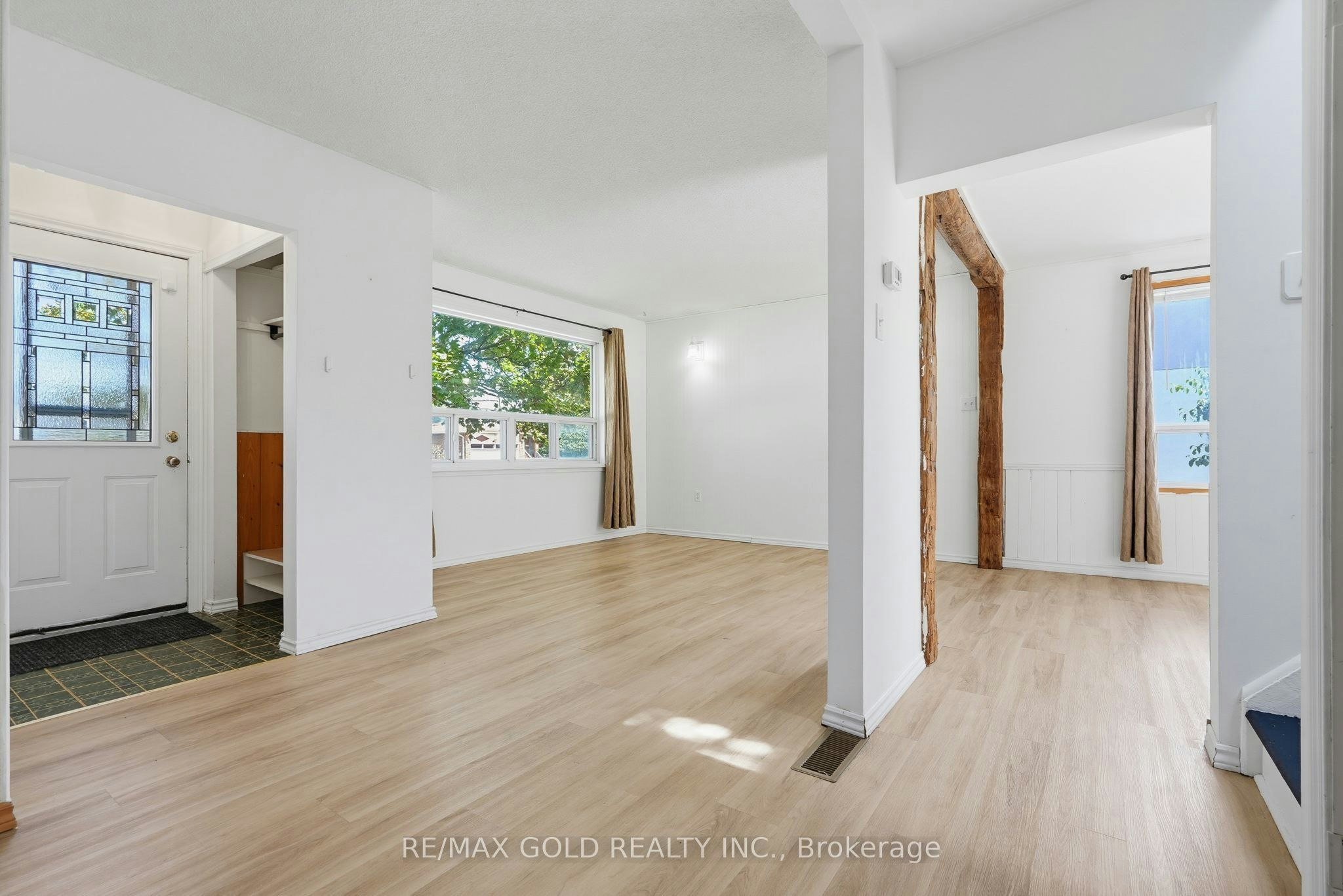 23 Pleasantview Avenue, Brampton, ON, L6X 1W5