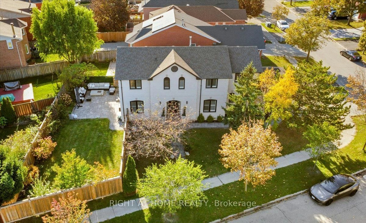 5330 Flatford Road, Mississauga, ON, L5V 1P3