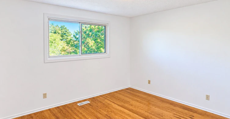 3722 Ellengale Drive, Mississauga, ON, L5C 1Z7 - 10