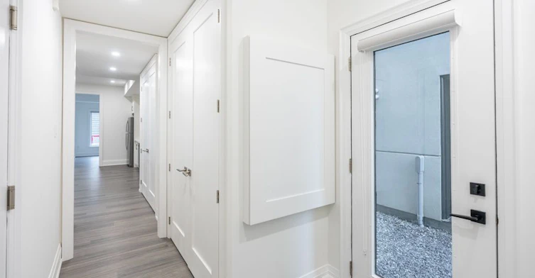 LOWER-25 Antonio Court, Toronto, ON, M9L 2J7 - 20