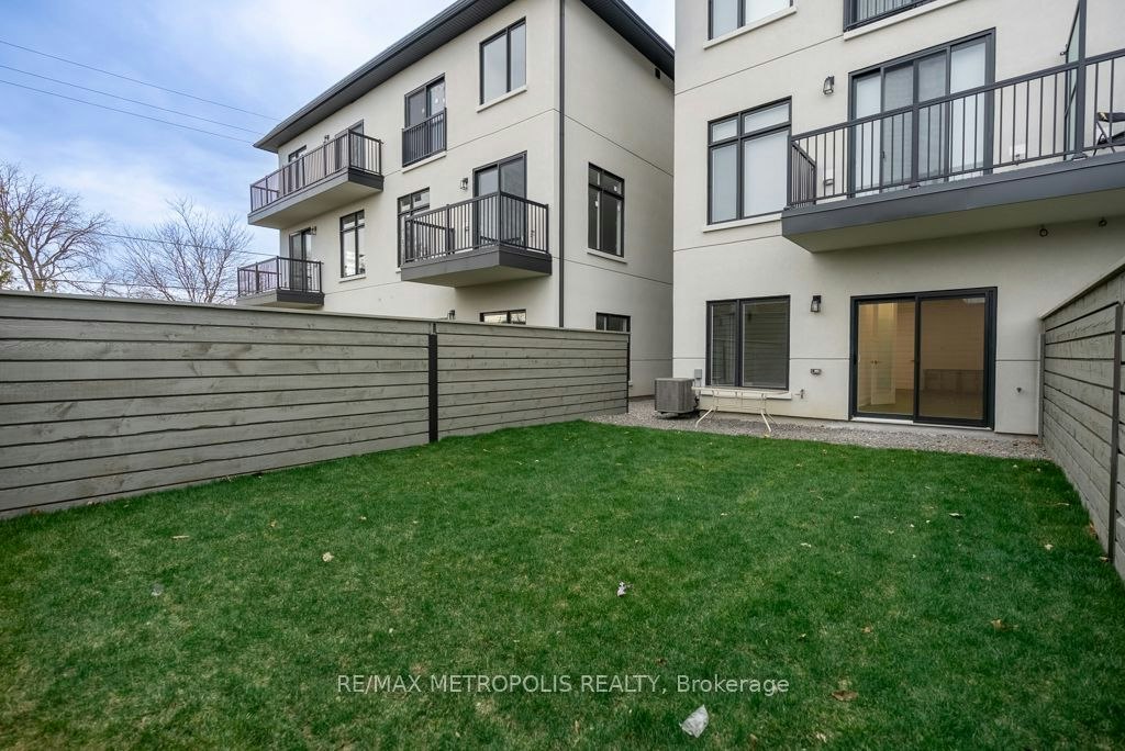 LOWER-25 Antonio Court, Toronto, ON, M9L 2J7 - 22